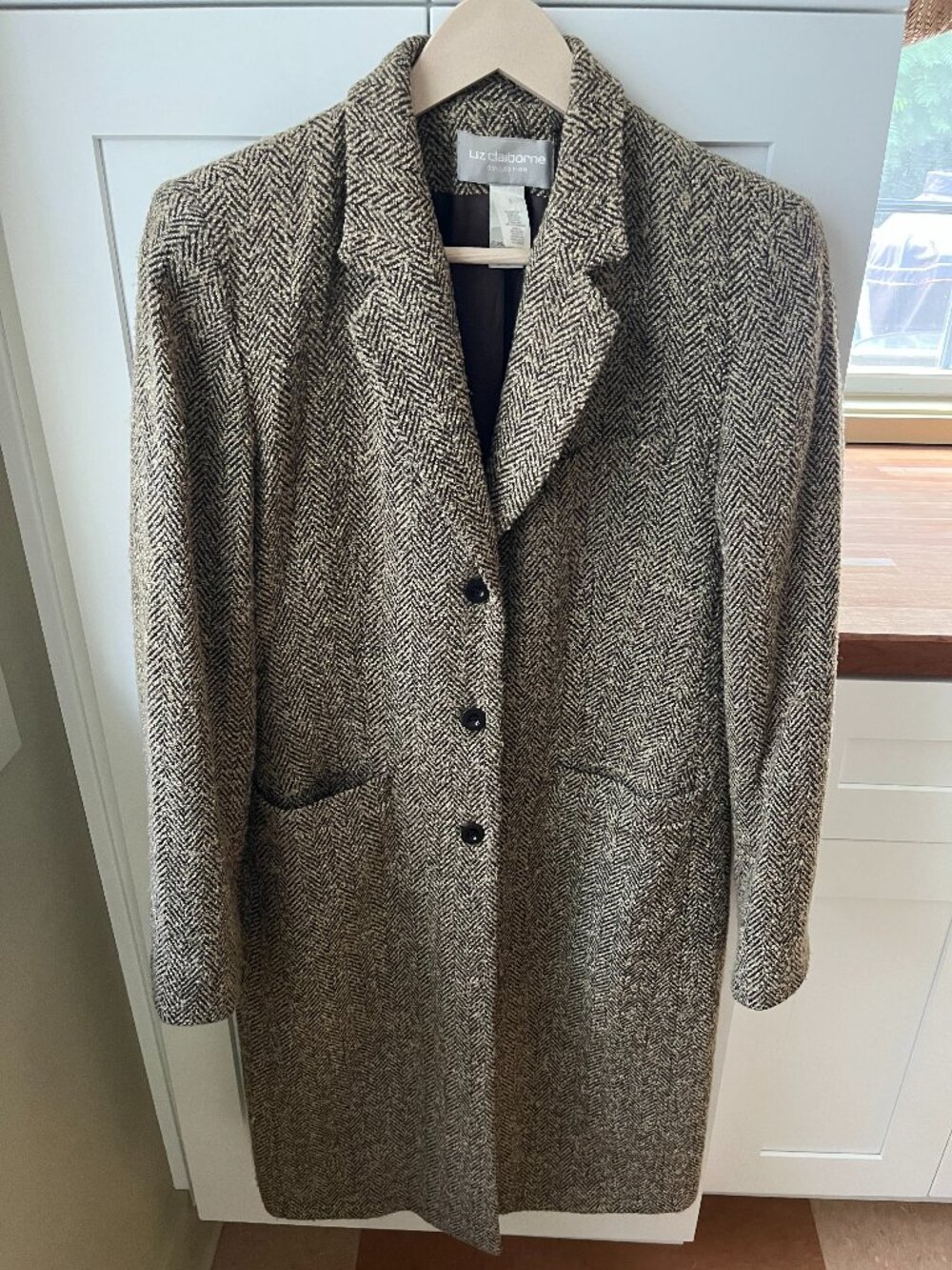 Liz Claiborne Collection Herringbone Wool Coat – Size 6